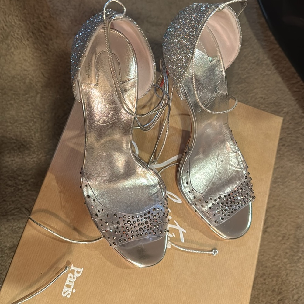 Christian Louboutin - Brand New!!! Never Worn Sexy Sparkling Silver Stiletto’s